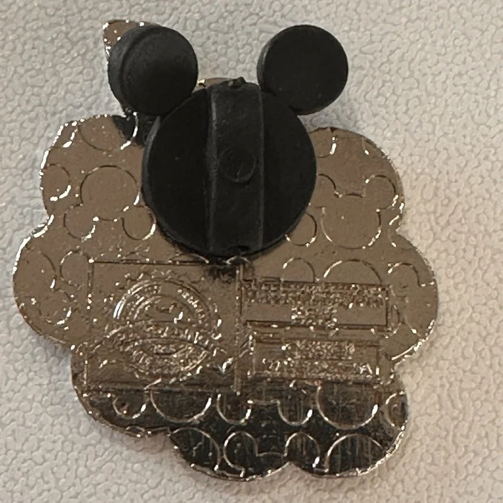 WDW Grapes Fruit Hidden Mickey 2017 Disney Pin (B7)‎